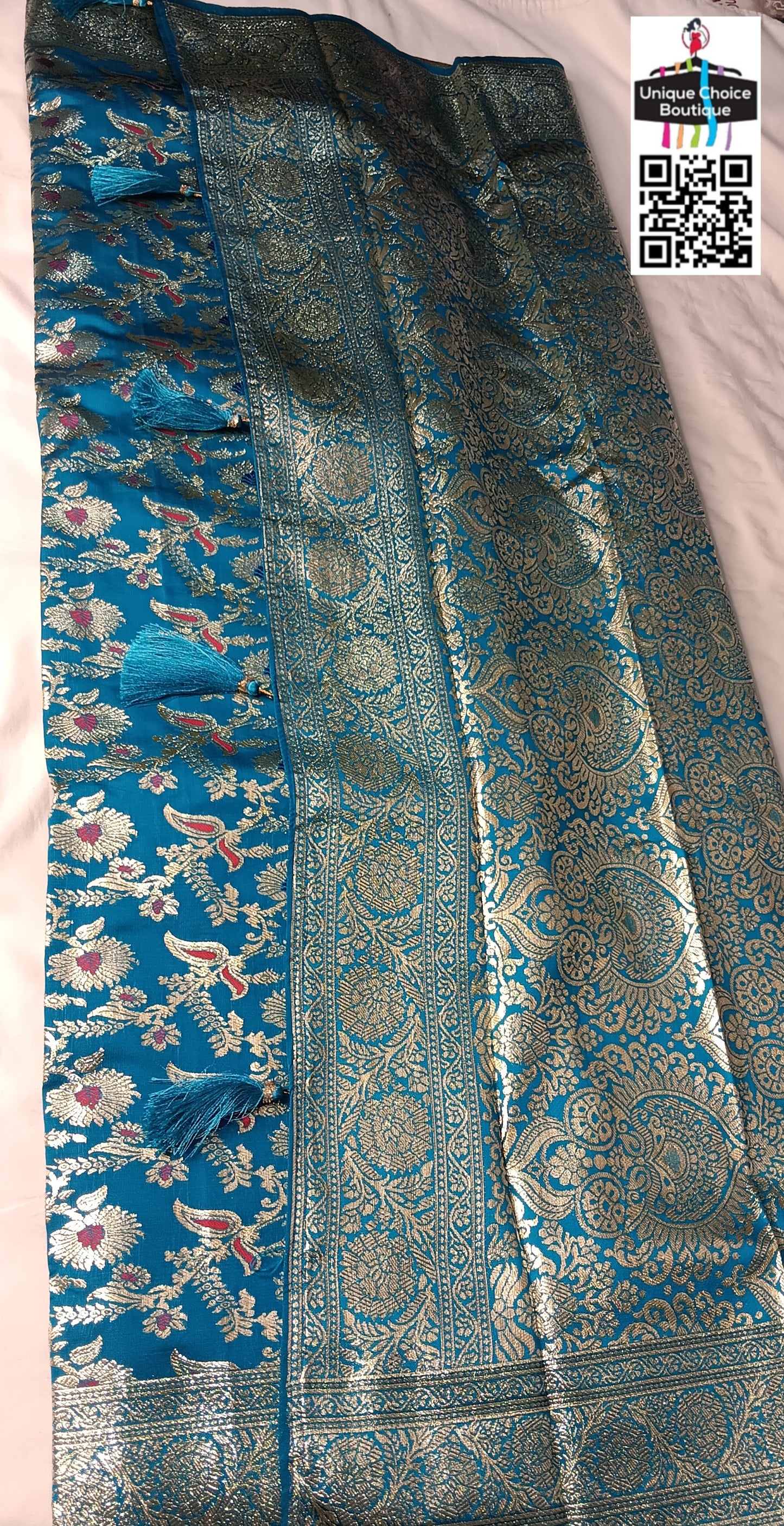 Blue_Banarasi_Silk_Saree_with_Rich_Pallu-4